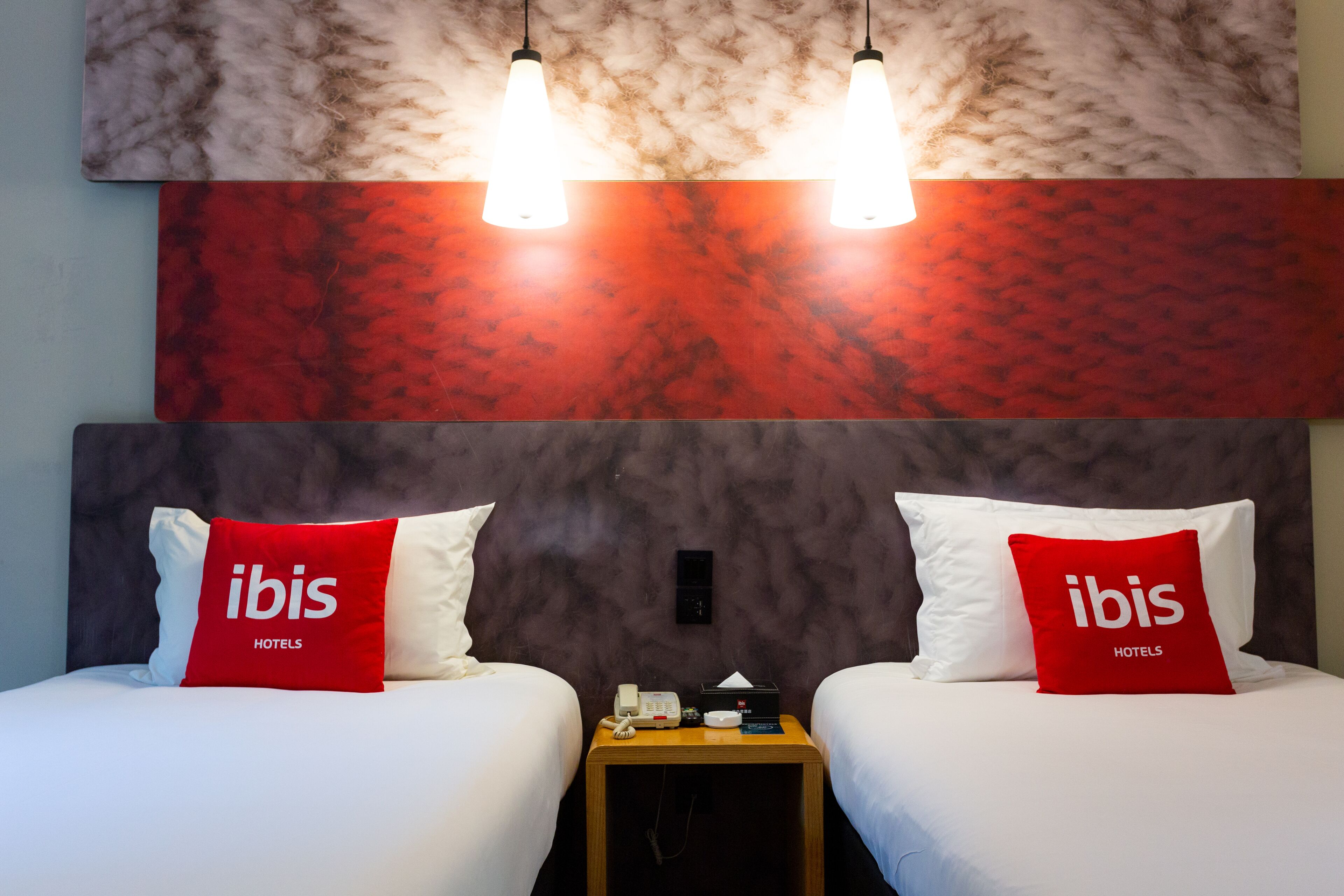 twin room | desk, blackout curtains, iron/ironing board, free wifi