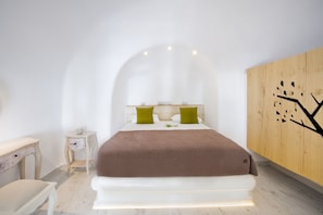 Villa de lujo, 2 habitaciones, alberca privada, vista al mar | Sábanas de algodón egipcio, ropa de cama de alta calidad y edredón 