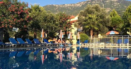 Gorkem Hotel & Apartments