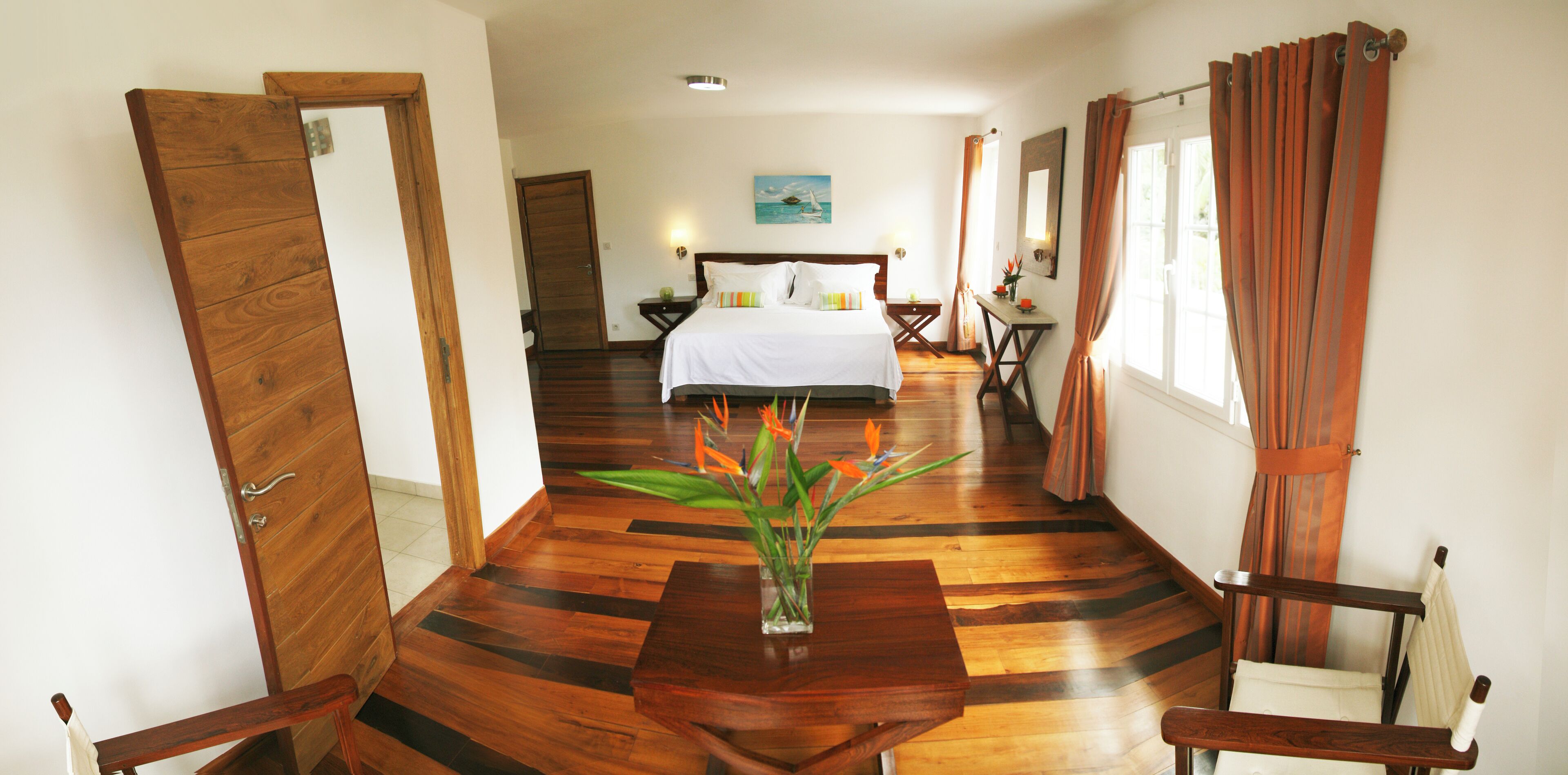 Chambre Deluxe, balcon (Canne à sucre) | Sengetøy av topp kvalitet, safe på rommet og blendingsgardiner