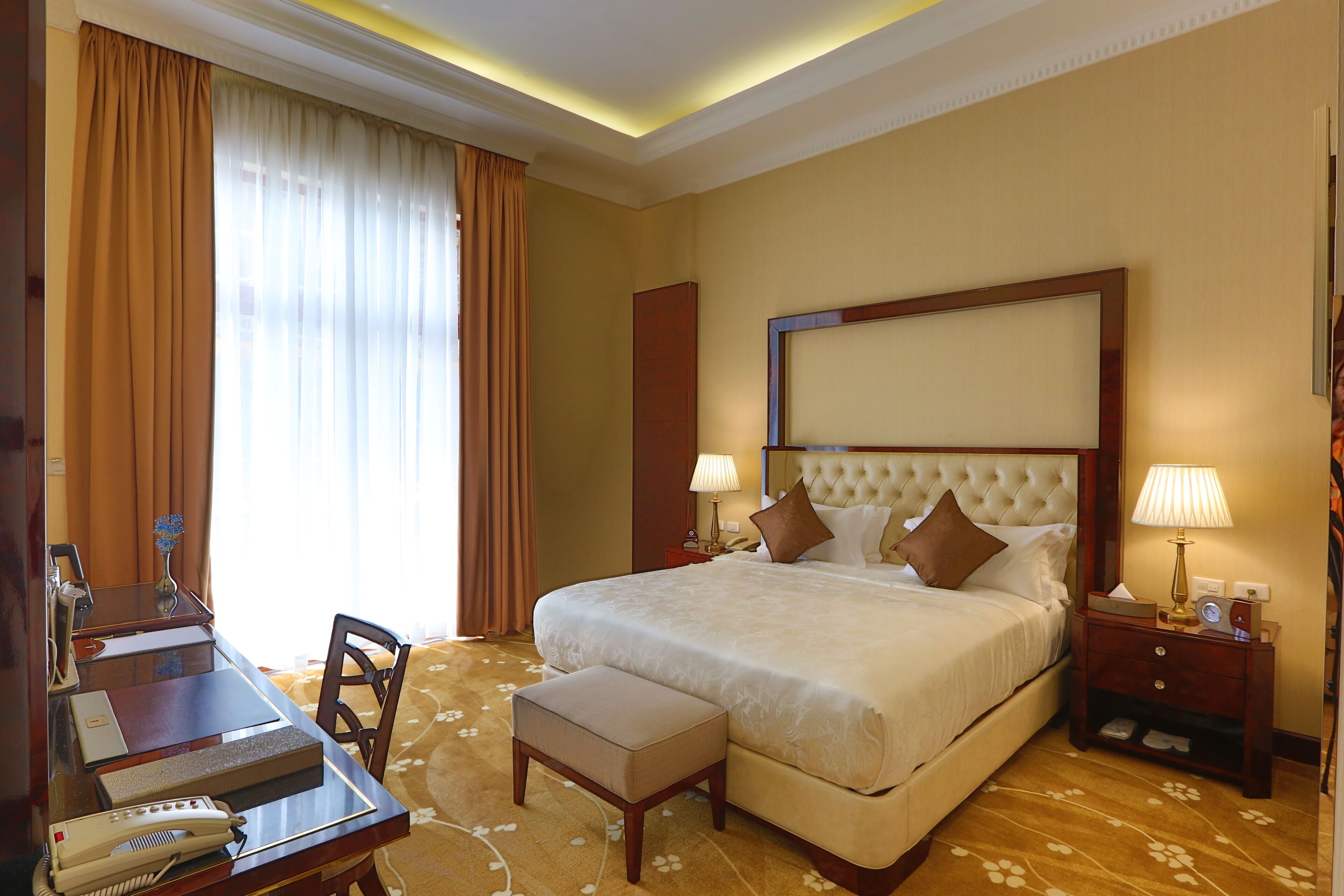 디럭스룸 | 미니바, 객실 내 금고, 책상, 방음 설비