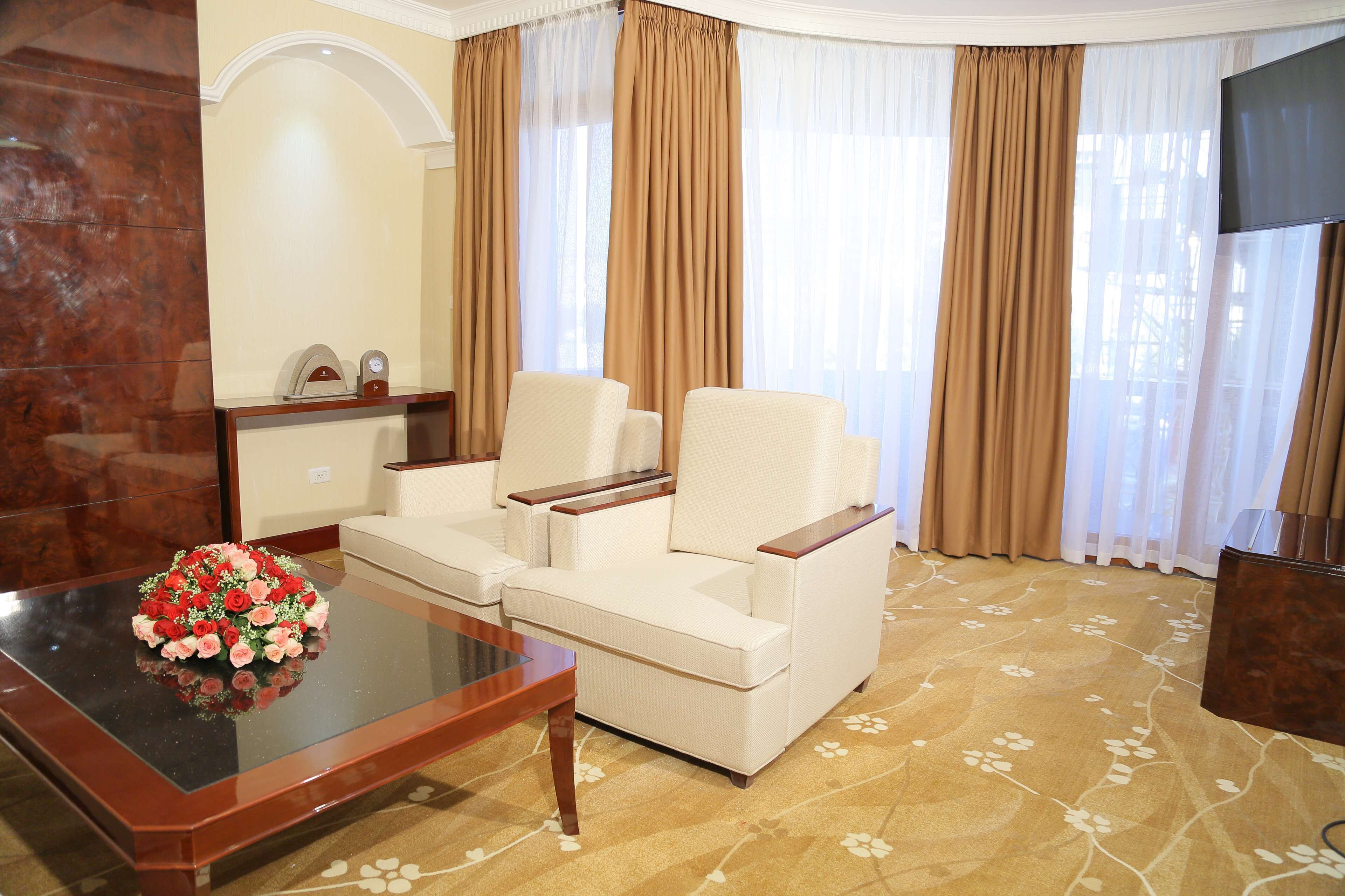 apartment | minibar, in-room safe, desk, soundproofing