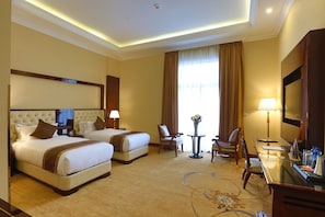 Phòng | Minibar, két bảo mật tại phòng, bàn, phòng cách âm