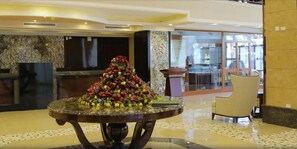 Lobby - Sapphire Addis Hotel (Addis Ababa)