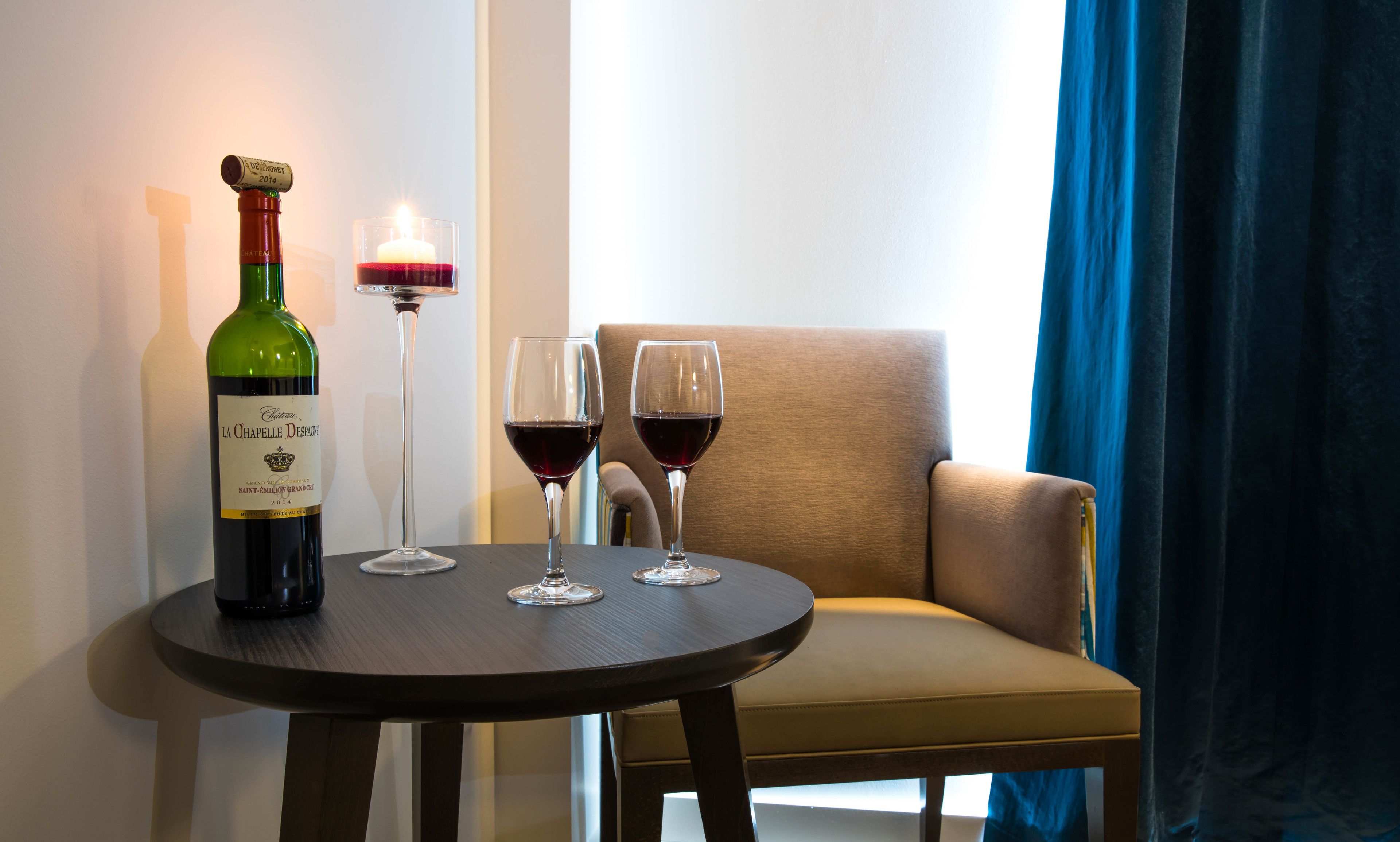 superior double or twin room | premium bedding, in-room safe, desk, blackout curtains