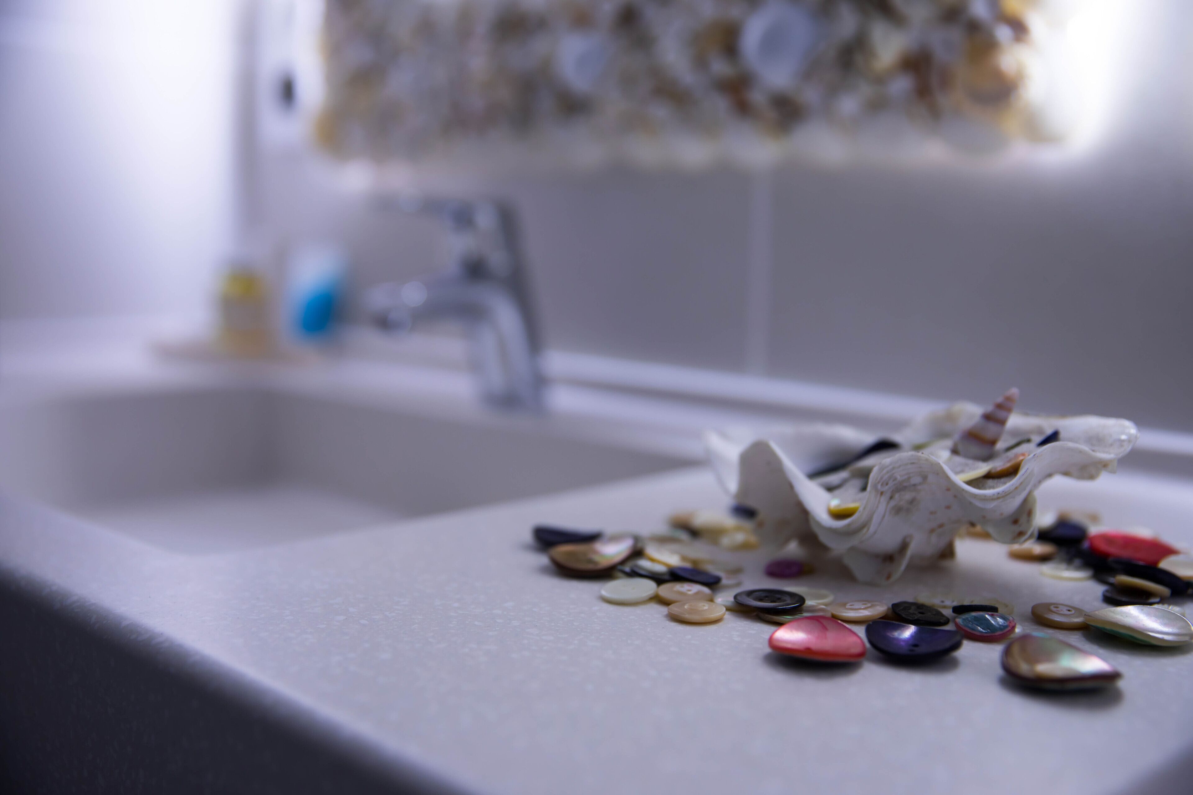 shower, free toiletries, towels