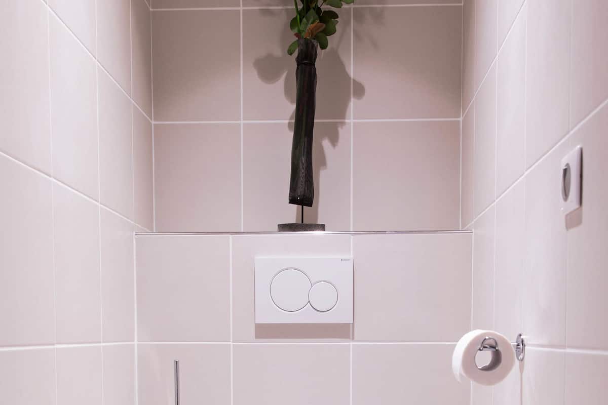 privilege double or twin room | bathroom | shower, free toiletries, towels