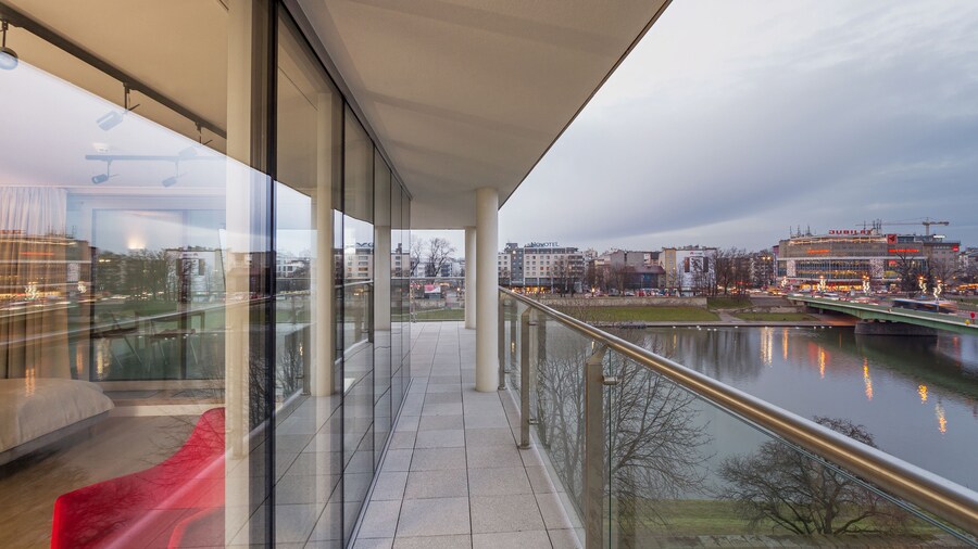 Riverside Aparthotel