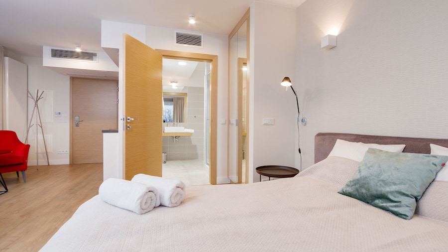 Riverside Aparthotel