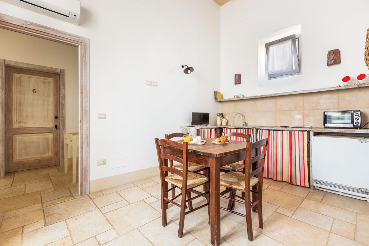 Appartamento Basic, 1 camera da letto | Cucina privata | Mini-frigorifero