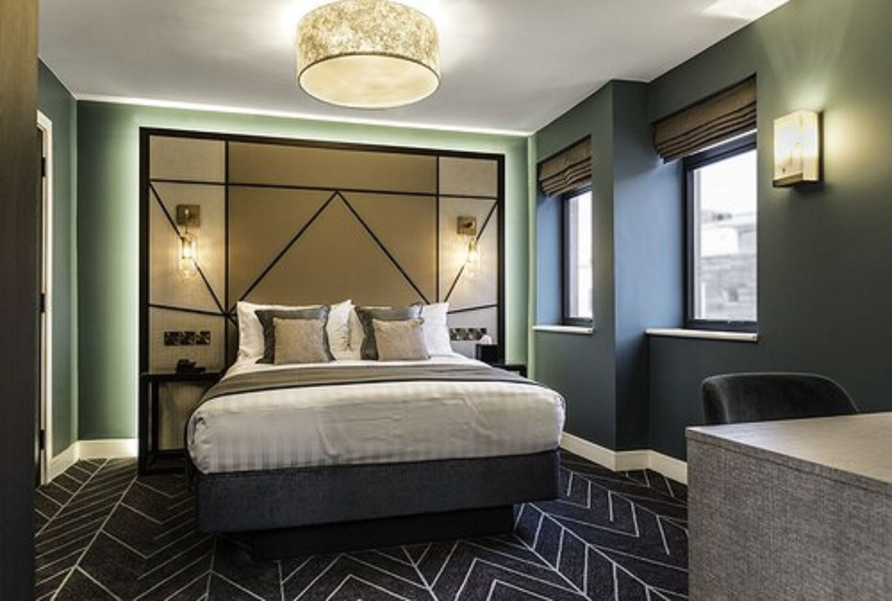 Egyptian cotton sheets, premium bedding, in-room safe, blackout curtains