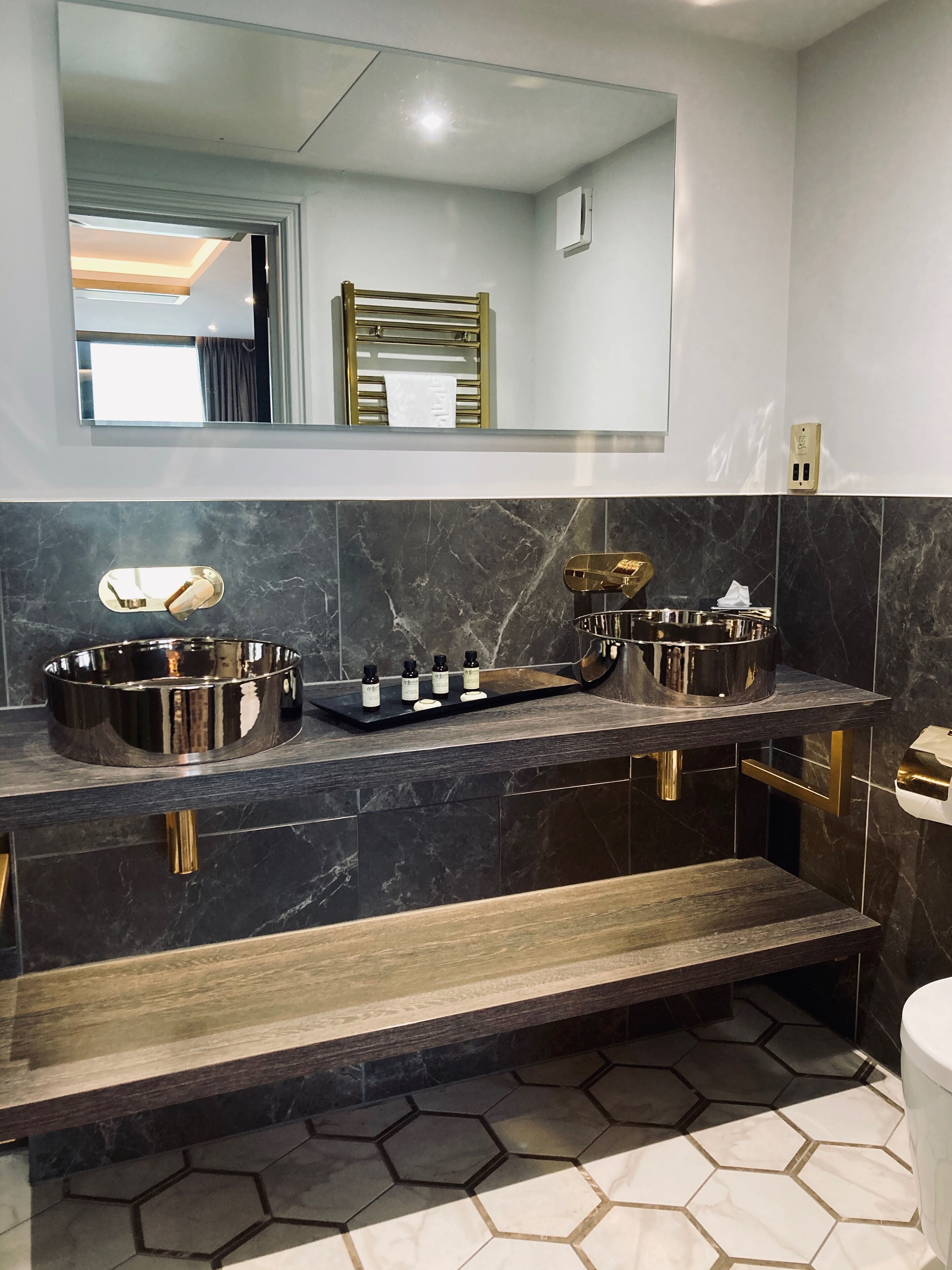 superior super king | bathroom | rainfall showerhead, hair dryer, towels