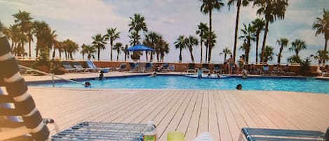 Outdoor pool, a heated pool