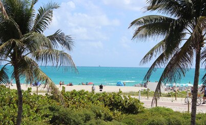 On Beach - 3rd/Ocean - Direct Ocean View and Access - Pool