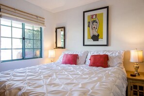 3 bedrooms, WiFi - Beautiful Hacienda with Pool and Mountain Views (la quinta)