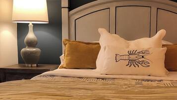 2 habitaciones, insonorización y tabla de planchar con plancha