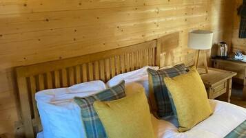 Superior Room | Individually decorated, individually furnished, laptop workspace