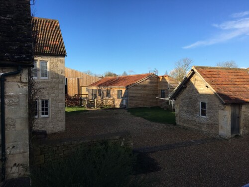 Superb converted Old Dairy, spacious, well equipped in quiet rural location