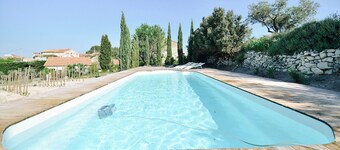 Villa in the Dentelles de Montmirail