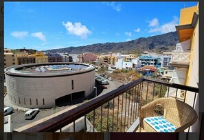 Property grounds - Miguelangelo large family apartment. (Los Llanos de Aridane)