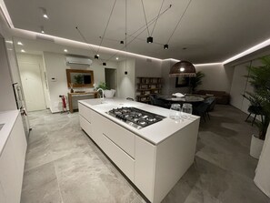 Interior - Ground Floor Apartment - Villa Elvira (Gardone Riviera)