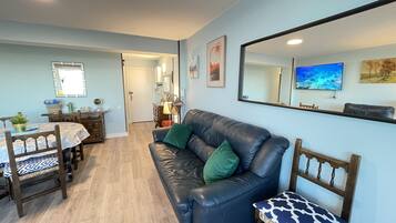 Smart TV, books, video library, stereo