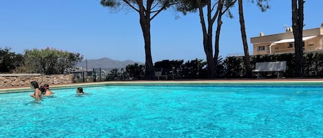 Utomhuspool