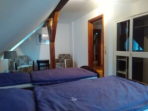 3 Schlafzimmer, kostenloses WLAN, Bettwäsche