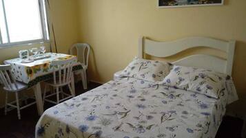 1 quarto, ferros/tábuas de passar roupa, Wi-Fi, roupa de cama