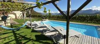 Astuce ... Appartement de rĂȘve avec vue unique sur le lac et piscine WiFi