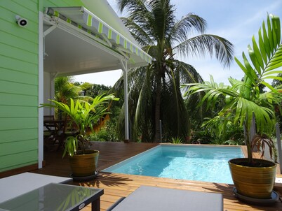 Magnificent Luxury Lodge in a quiet residential area