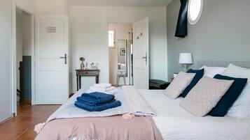 6 chambres, bureau, fer et planche Ă repasser, Wi-Fi gratuit