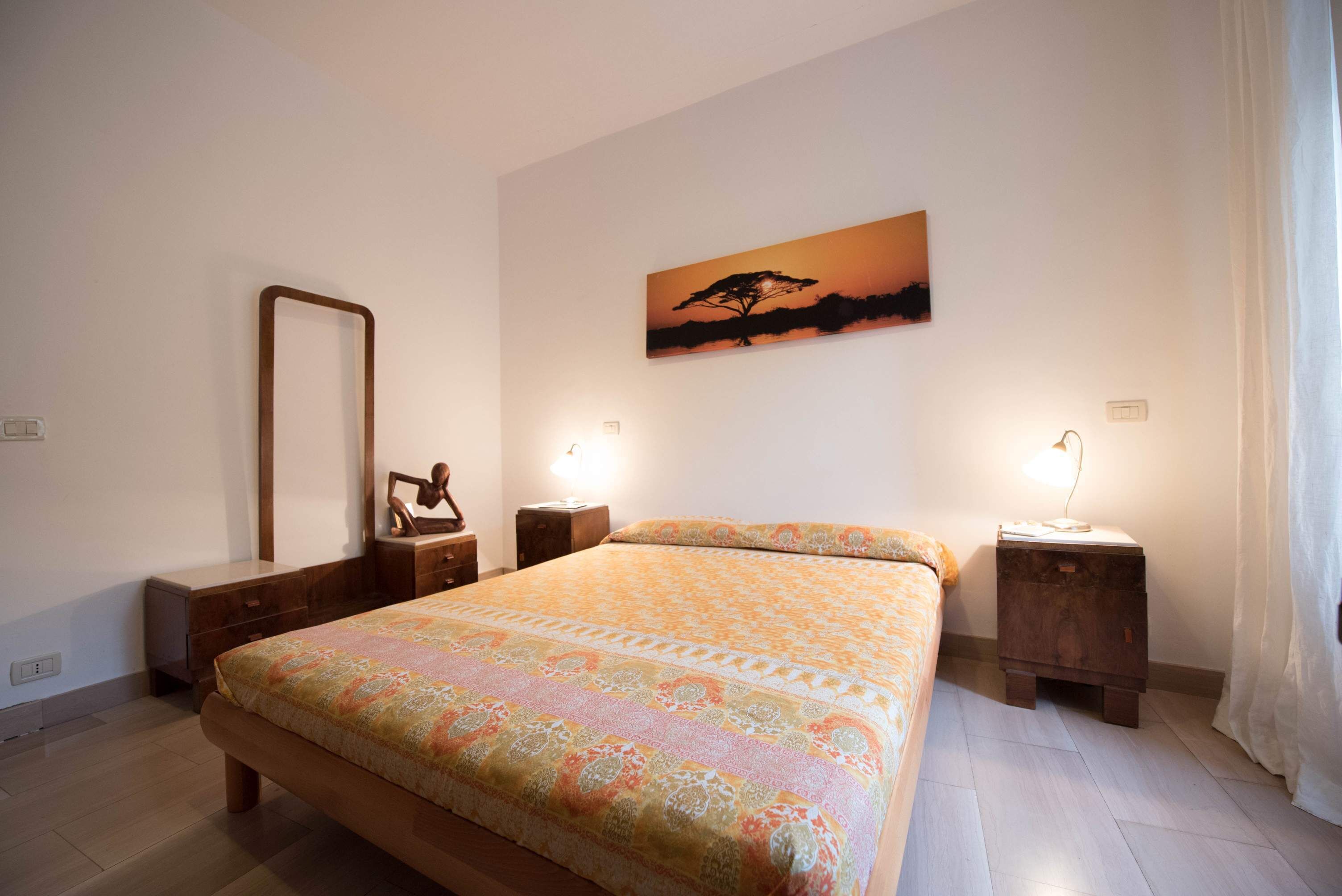 4 chambres, fer et planche à repasser, lit parapluie, Wi-Fi gratuit