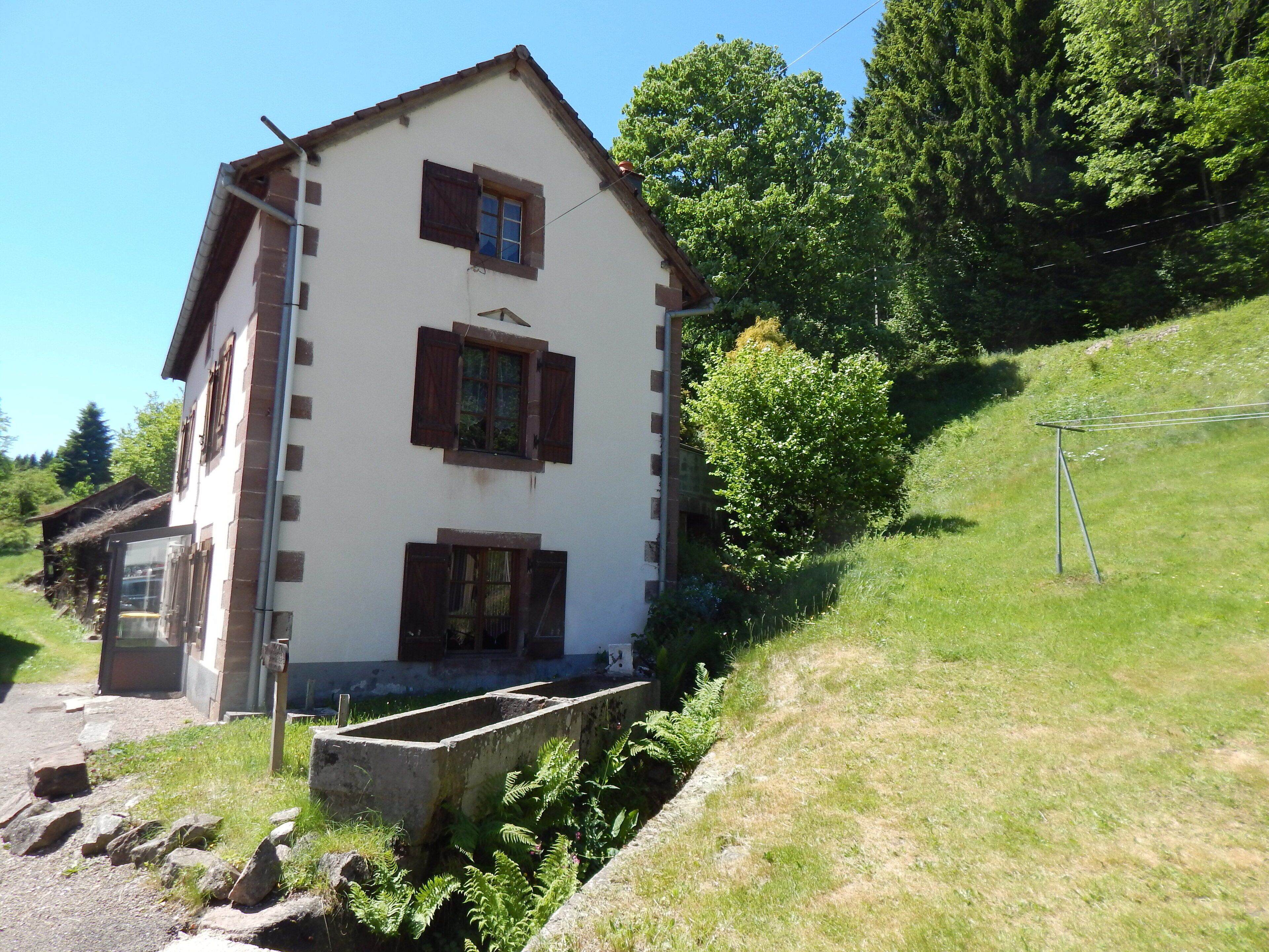 rural lodging \"the village\" in the Southern Vosges near the 1000 ponds