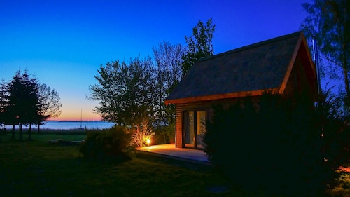 Vacation home for up to 12 people on the Baltic Sea / Bodden with rowing boat and sauna