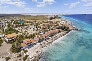Beach nearby, sun-loungers, beach towels