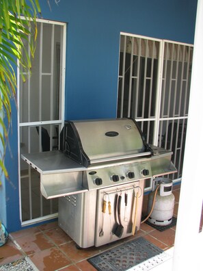 Property grounds - Your Place In Paradise! Just steps to private dive beach and resort pool (Kralendijk)