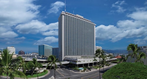 Ala Moana Hotel Luxury 5 Star condo  great Rates <br>