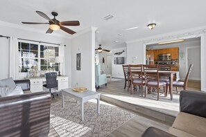 Interior - Finley House with Beautiful Gulf View (Gulfport)