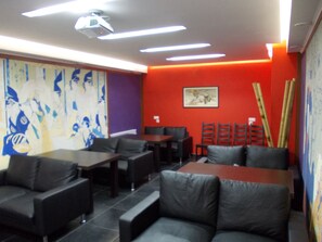 Lobby sitting area - MariChalet (Novoabzakovo)