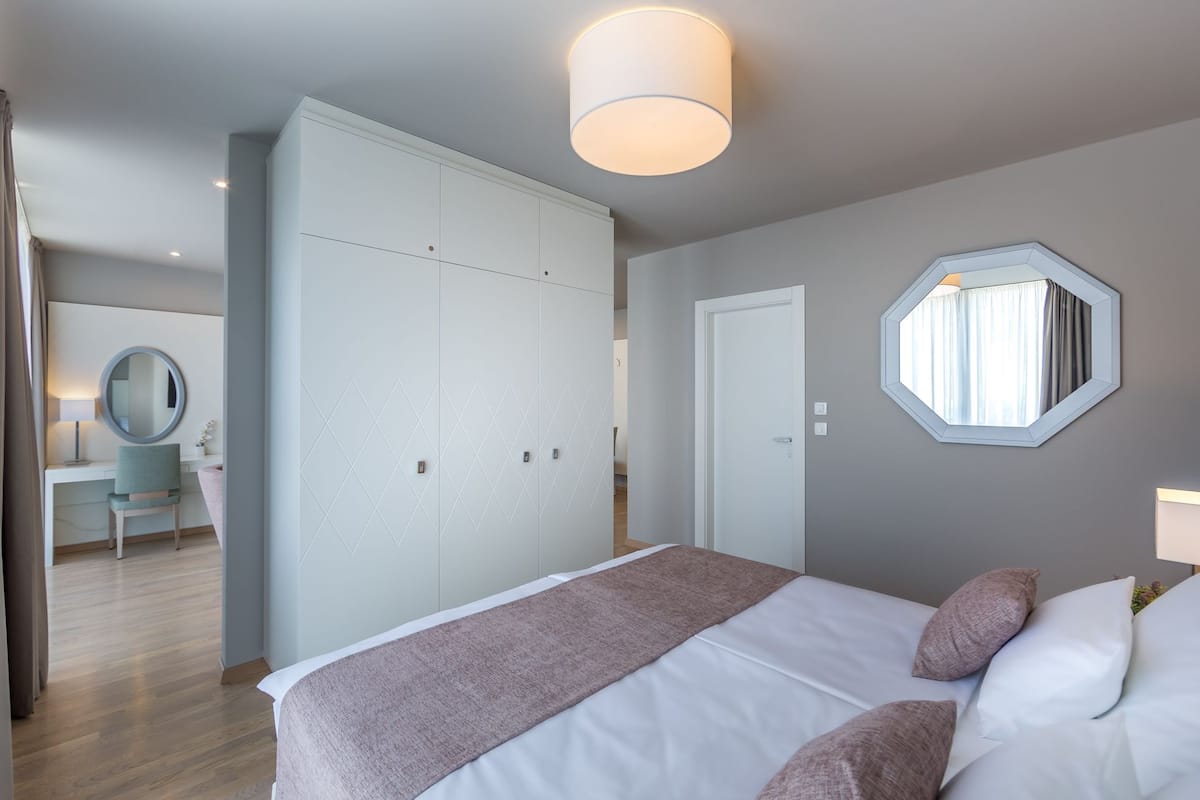 Deluxe Apartment  | Safe på rommet, skrivebord, lydisolert og barnesenger (inkludert)