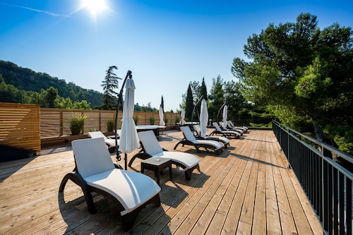 Preelook Apartments and Rooms