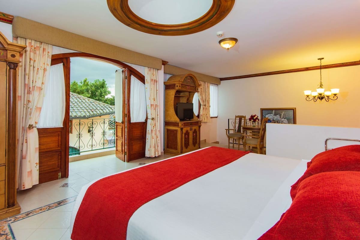Premium bedding, in-room safe, individually furnished, desk
