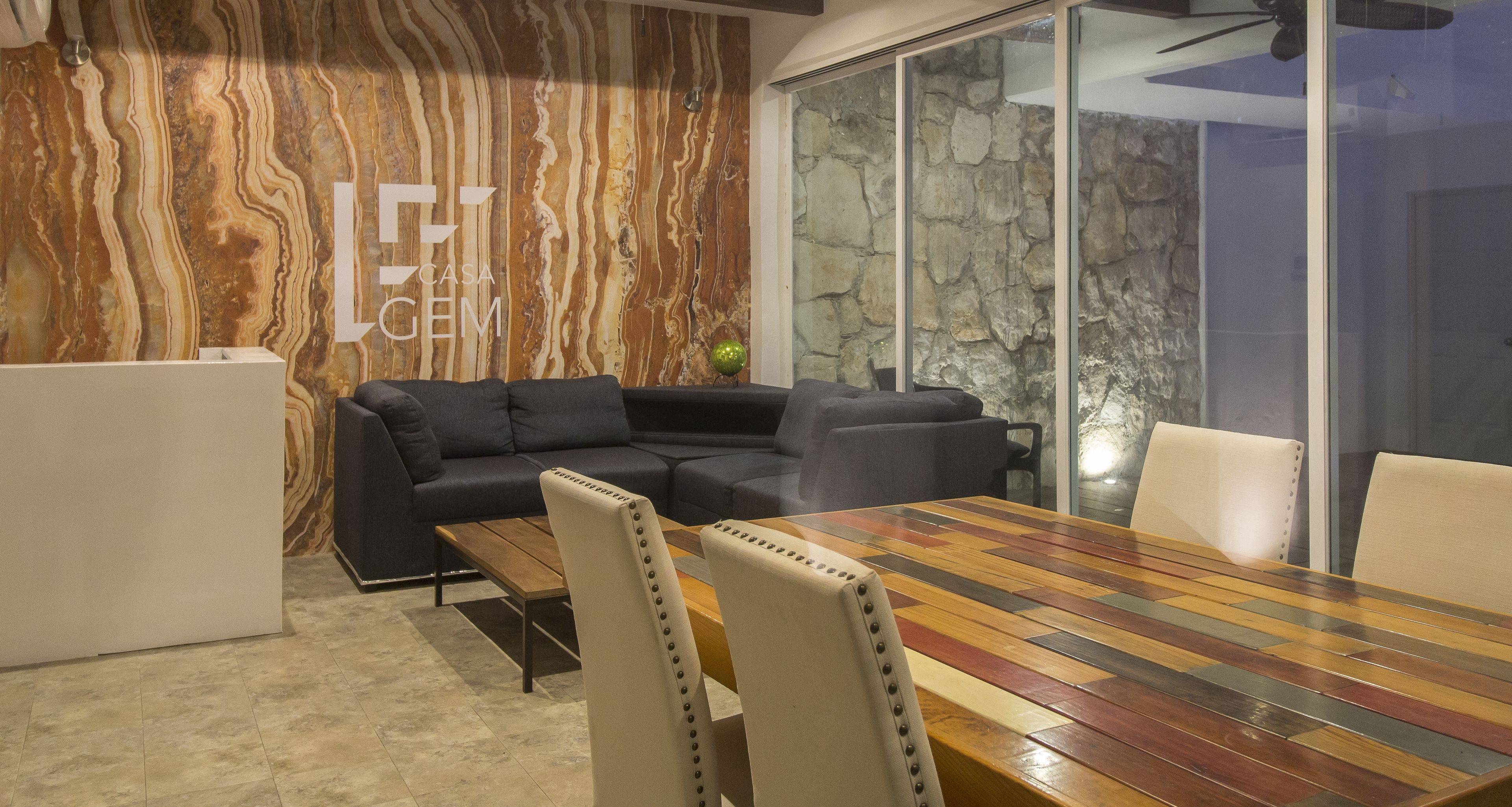 Sala de estar en el lobby