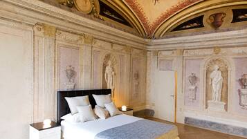 Apartment, 1 Bedroom | 1 bedroom, in-room safe, individually decorated, individually furnished