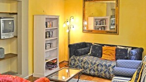 Apartment, 2 Bedrooms | Living room - Rent in Tuscany Casa Cara Mia (Cortona)