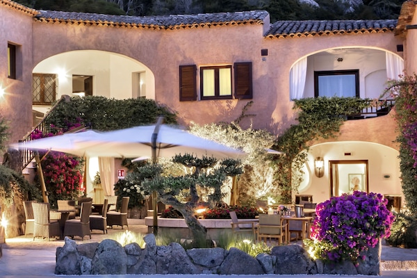 Bagian depan properti