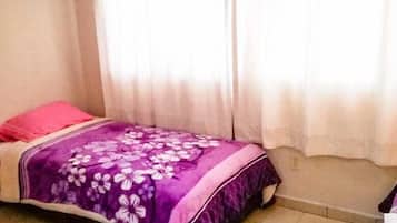 Habitación básica | 1 habitación, tabla de planchar con plancha y wifi gratis