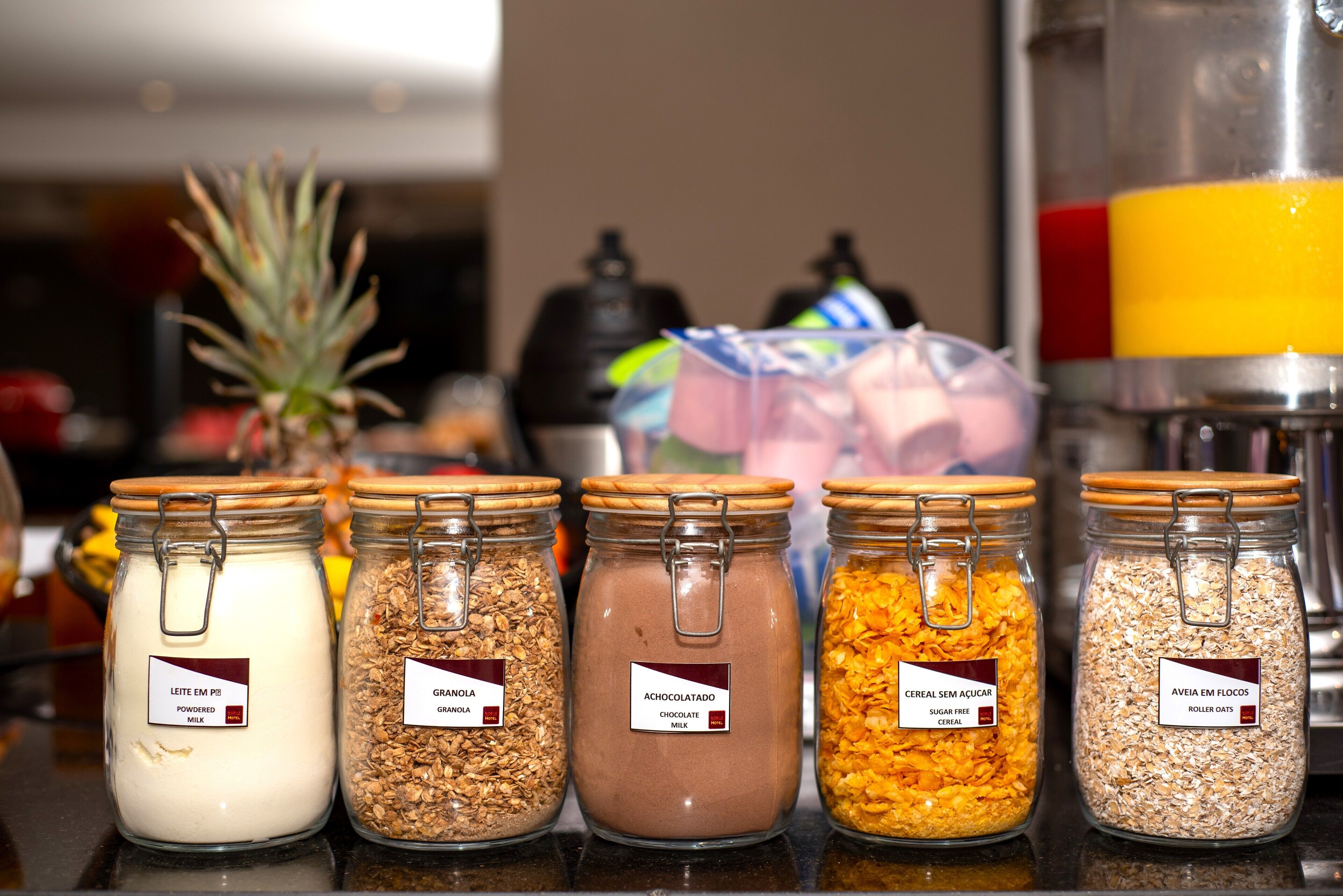 daily buffet breakfast for a fee