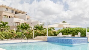 Outdoor pool - Green View at Blue Bay Curacao (Sint Michiel)